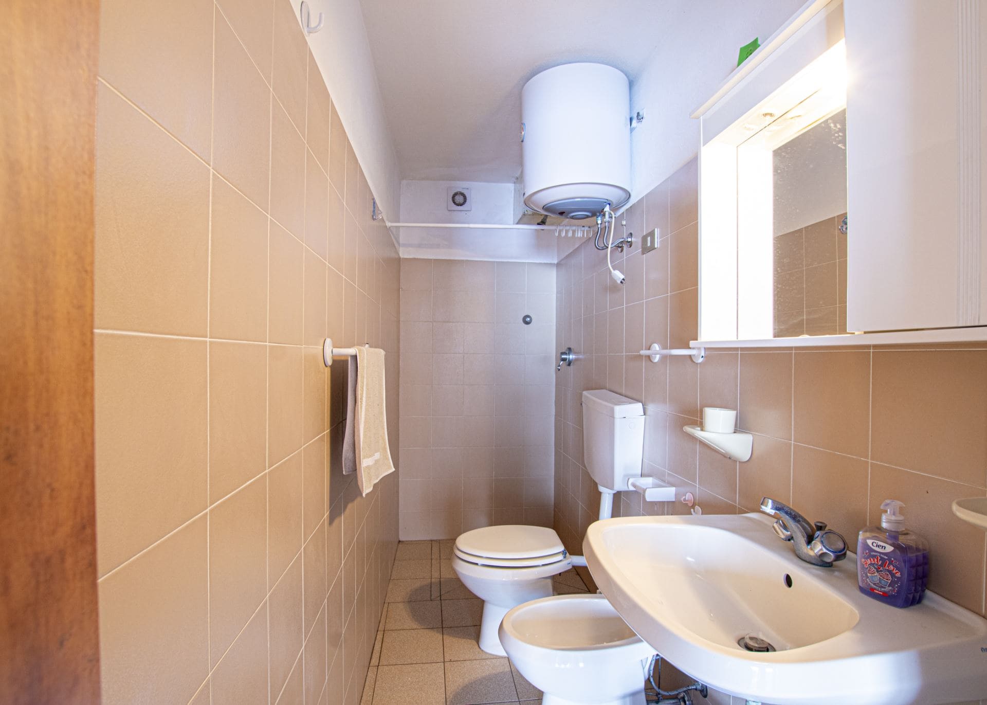 lacallebagnocontendadoccia (1)